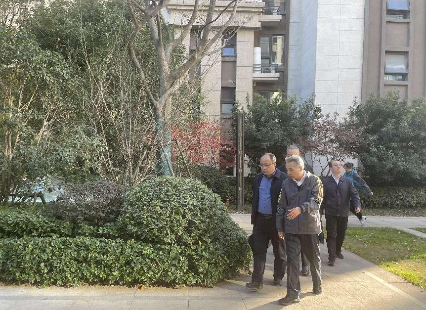 图片1 图片1